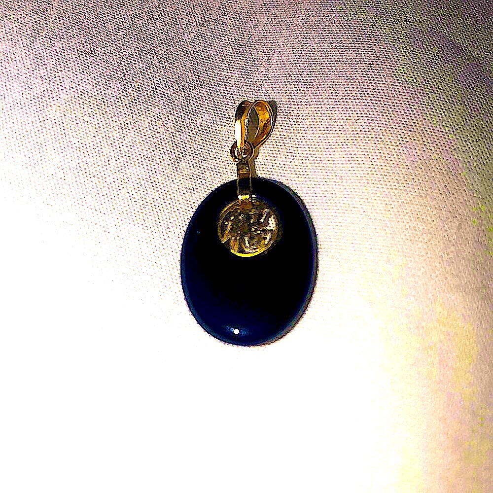💜Gold and jade pendant💜